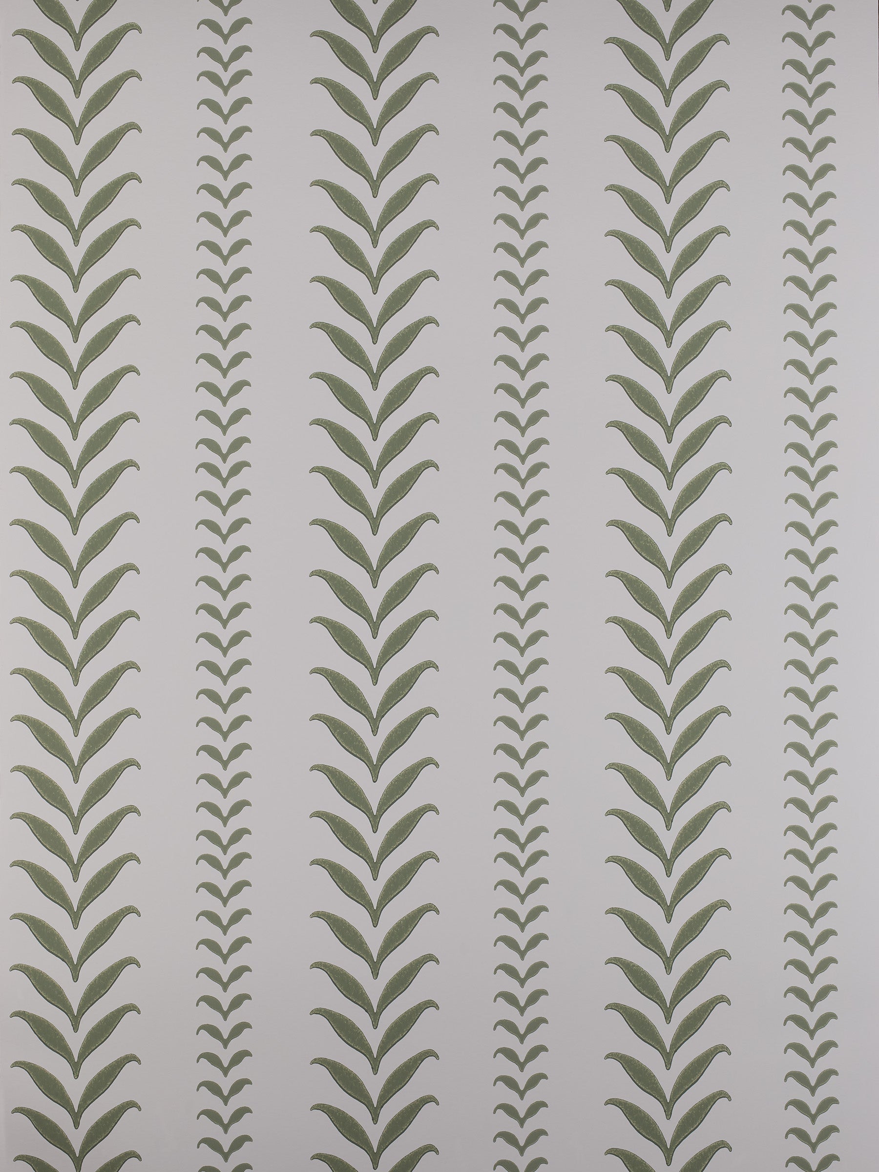 Linden Wallpaper - Leaf (10m roll)