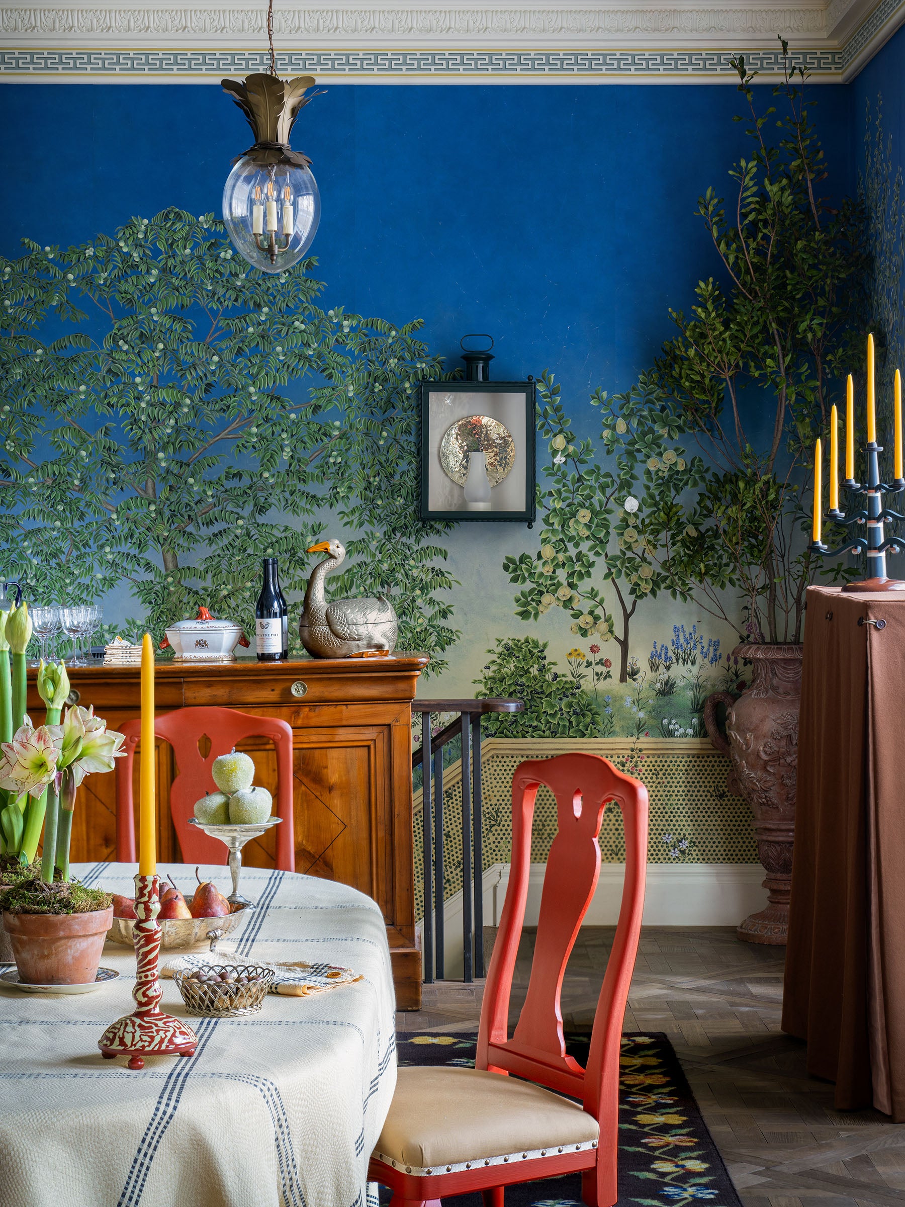 Gentle Giant Lantern