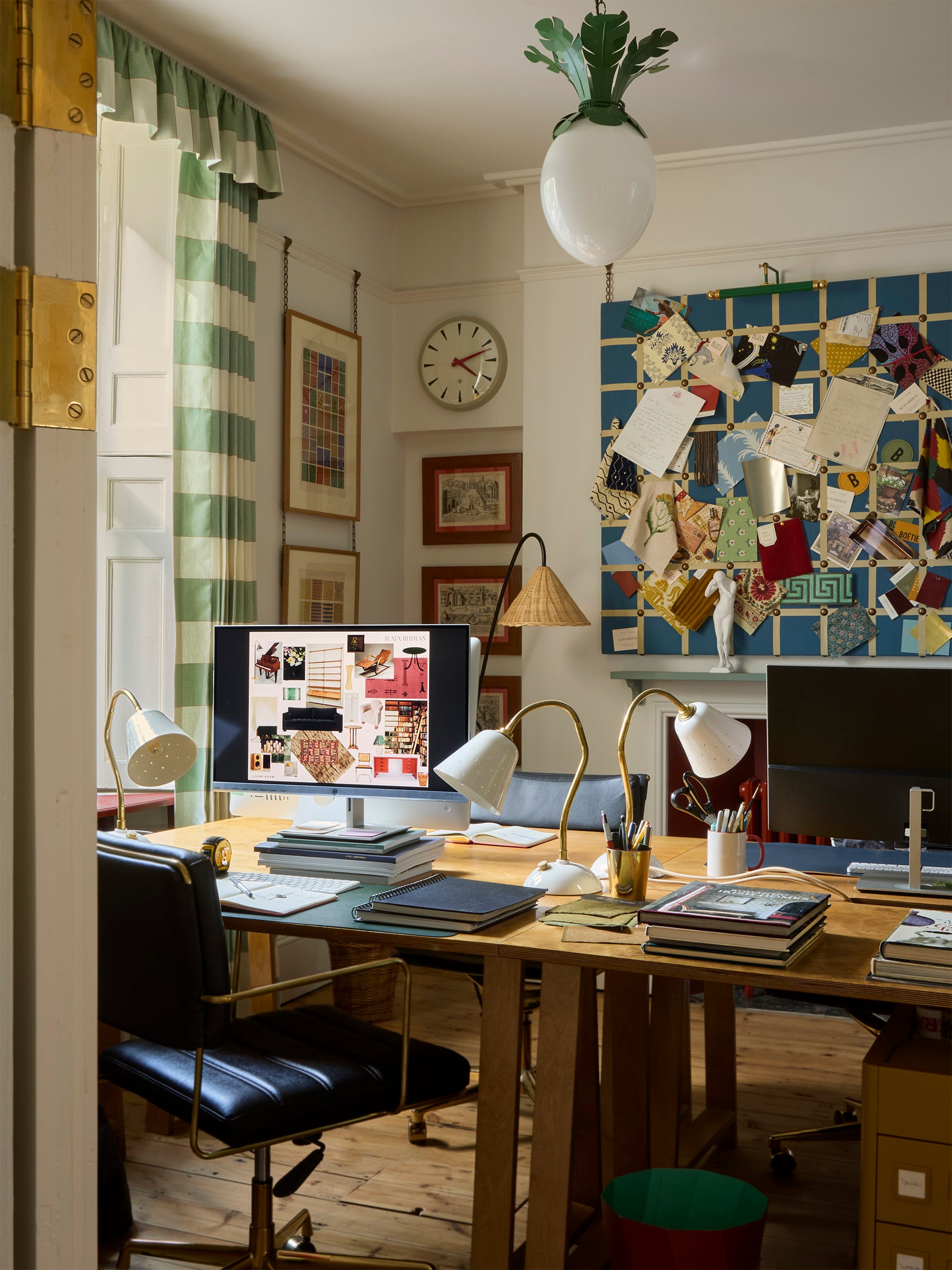 Acre Trellis Pinboard