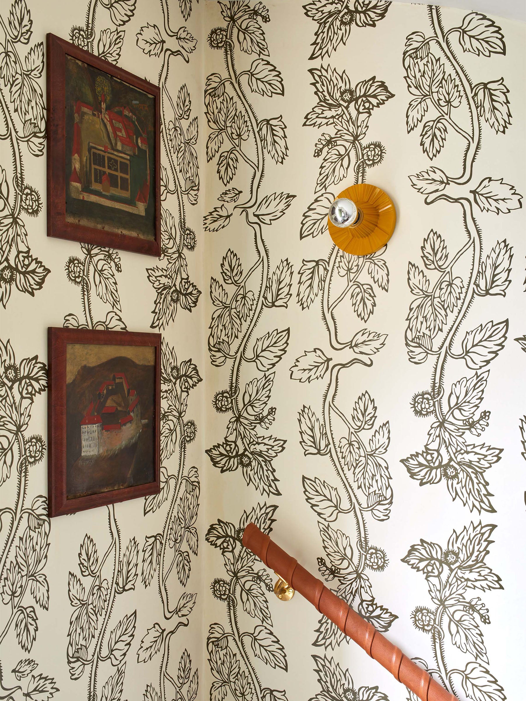 Nettle Wallpaper