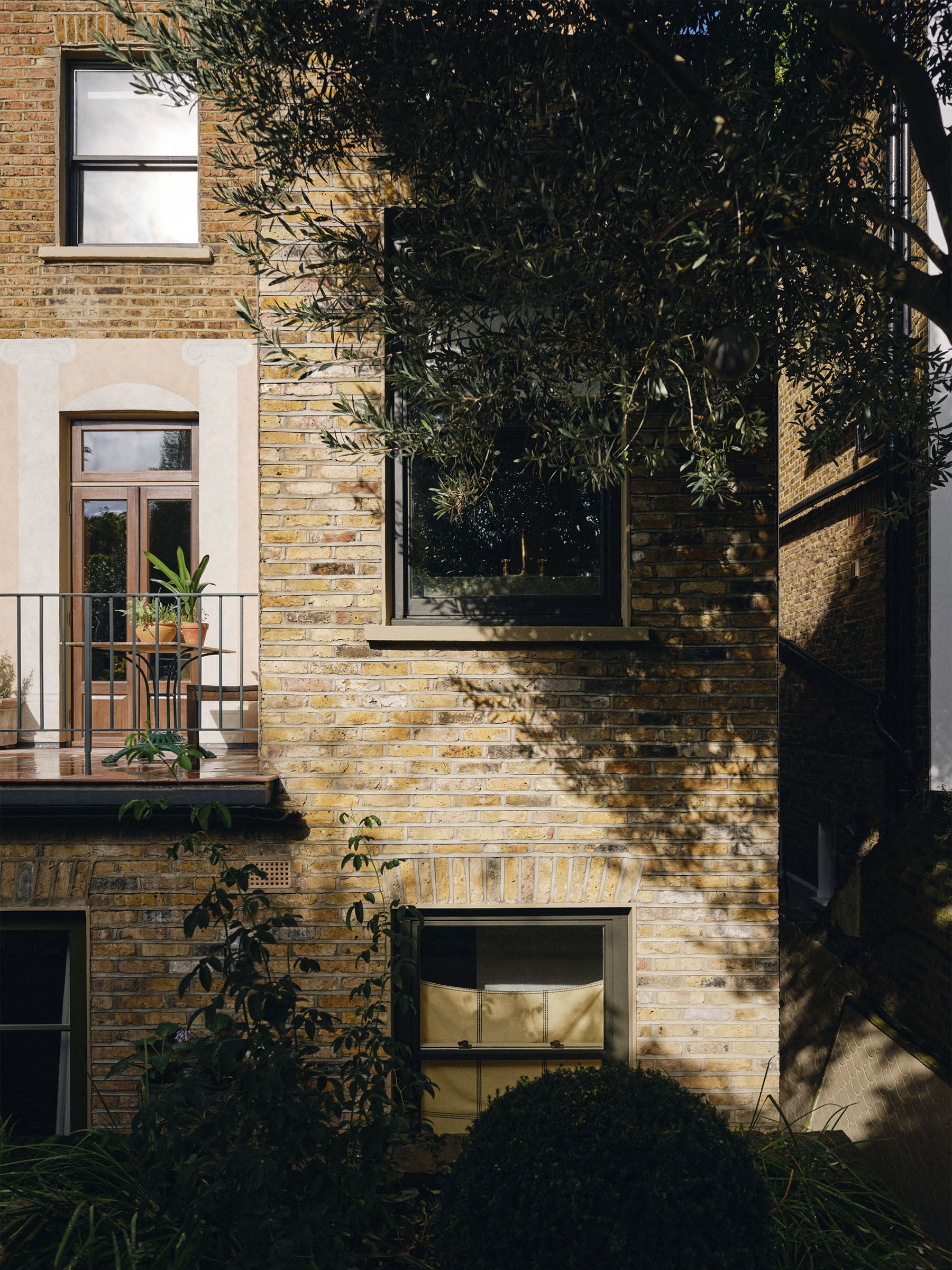 No.7 London Brick