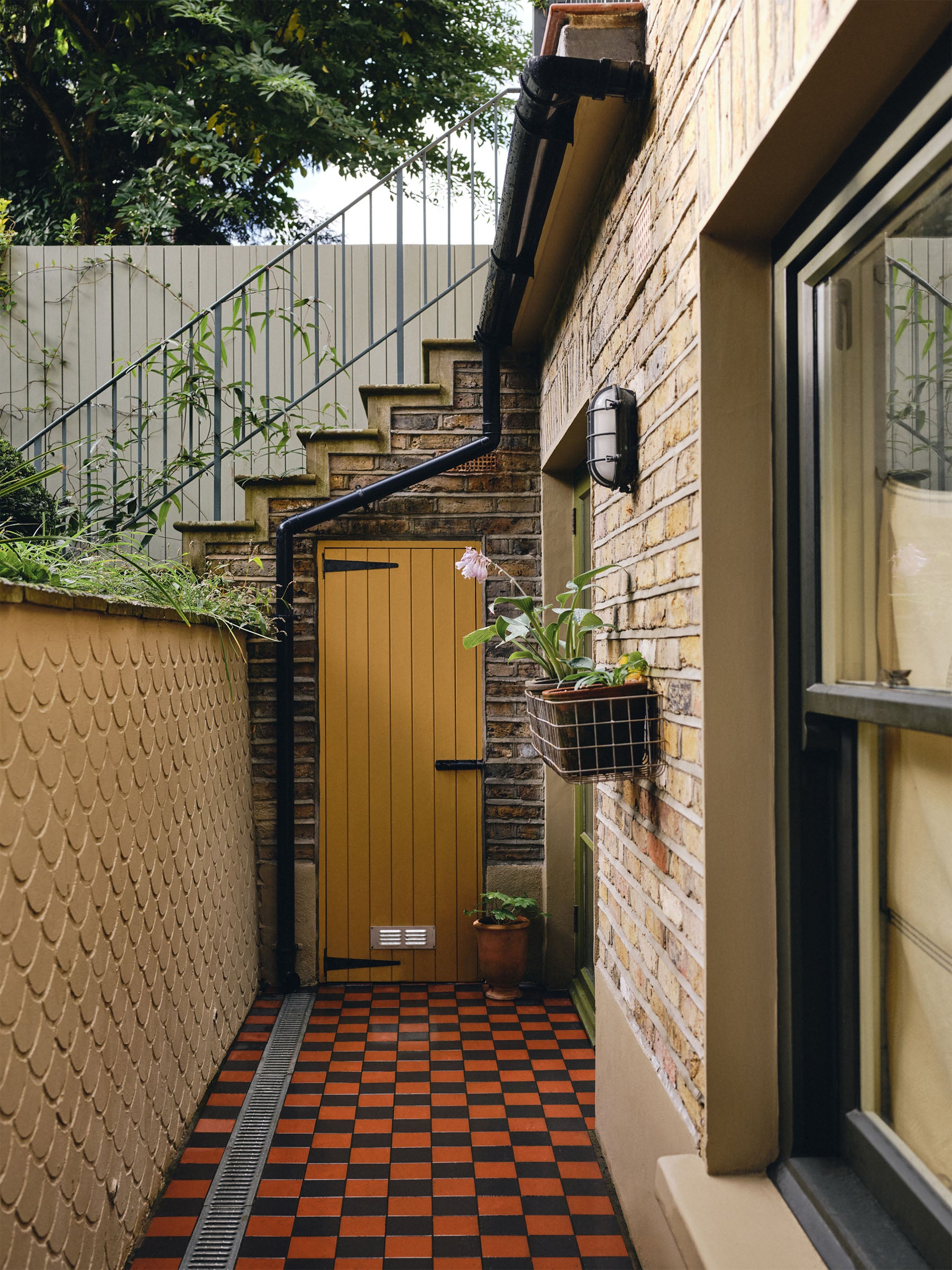 No.7 London Brick