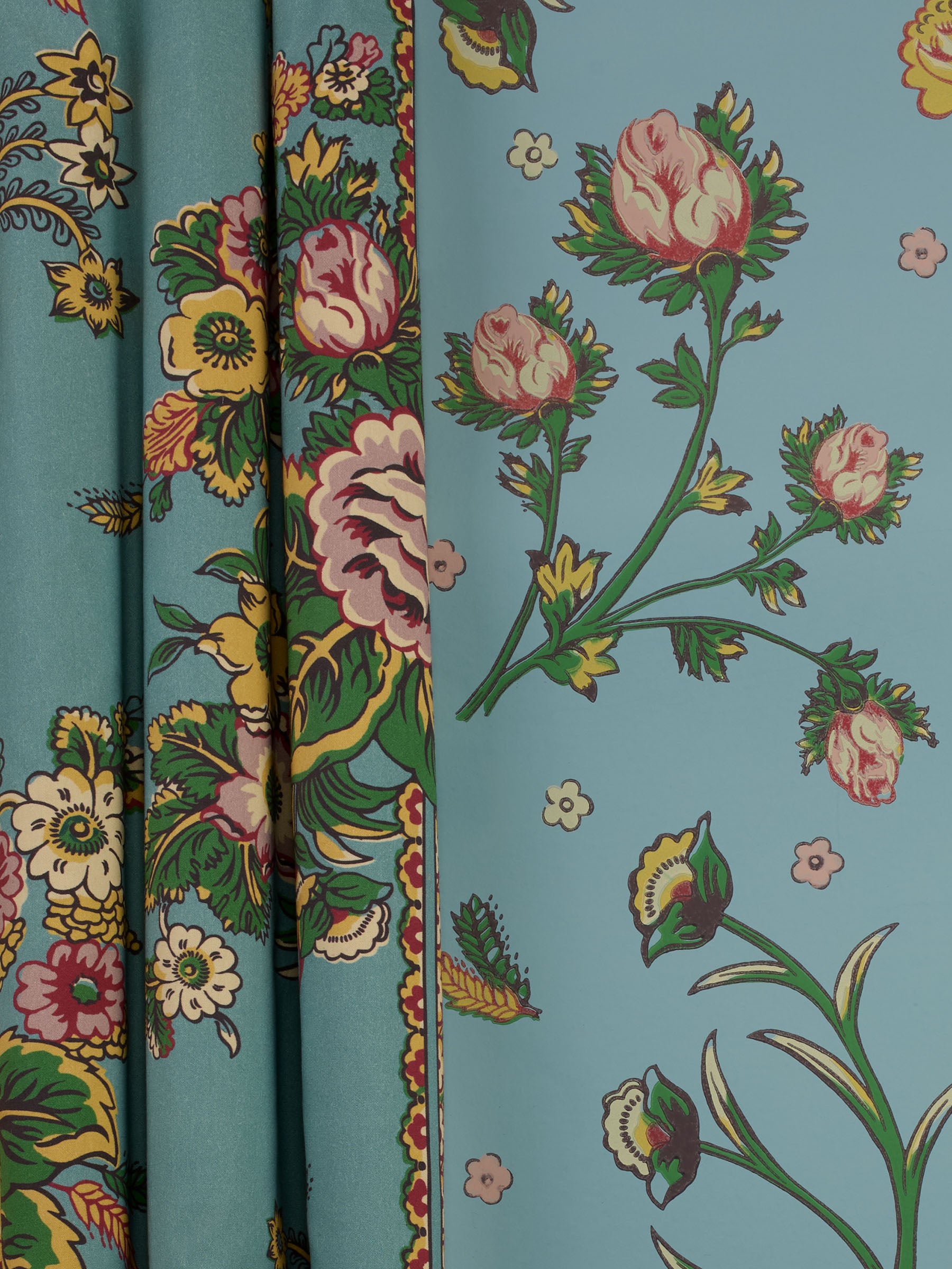 Summer Chintz Wallpaper (10m roll)