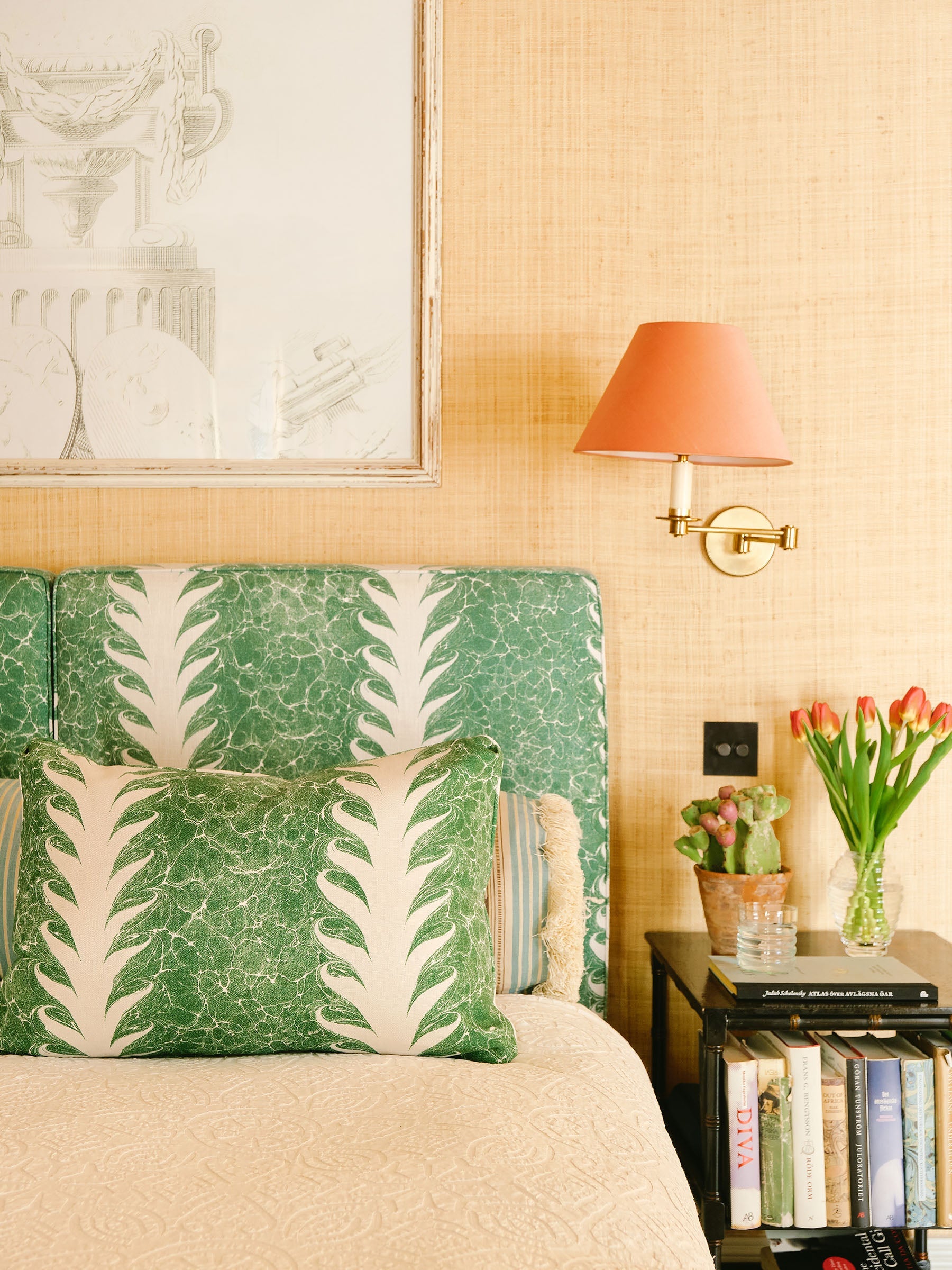 Palm Drop Linen Cushion: Sea Green/Chalk